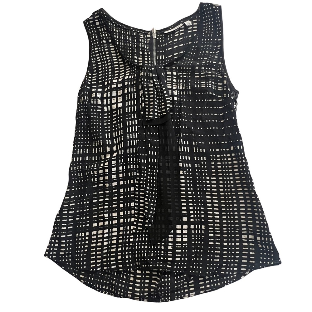 Halogen Monochrome Abstract Print Sleeveless Top with Tie Accent Size XS